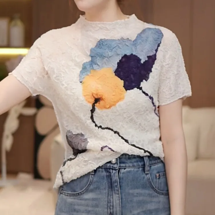 韩版别致设计感印花上衣女2025新款褶皱圆领显瘦百搭时髦短袖T恤