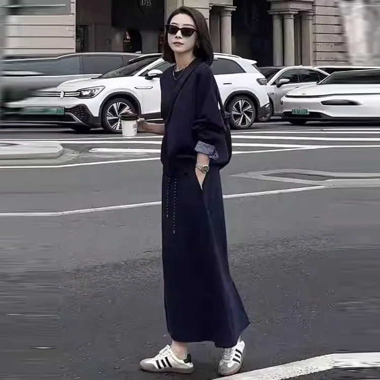 欧货休闲运动套装女秋装2025新款时尚洋气减龄卫衣半身裙两件套女