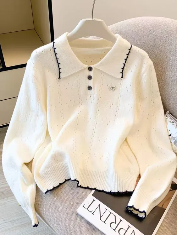 白色蝴蝶结钩花Polo领纽扣针织衫女2025秋季宽松显瘦休闲百搭上衣