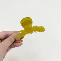 L048夕洛靓丽黄豆豆8cm抓夹女少女风发夹发卡可爱鲨鱼夹清新简约