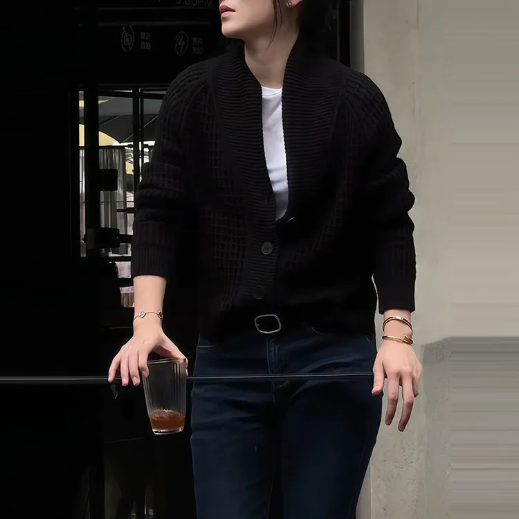 秋冬季慵懒高级感黑色毛衣开衫女装巨好看宽松显瘦减龄气质针织衫