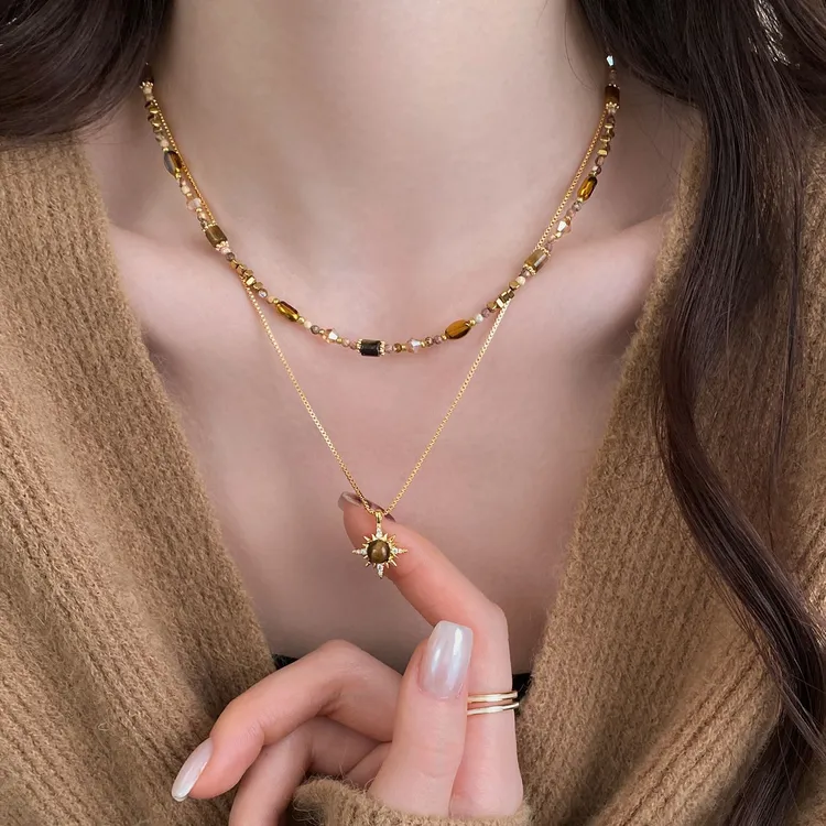 铜合金项链 美拉德虎眼石项链女秋冬复古轻奢高级毛衣链叠戴配饰