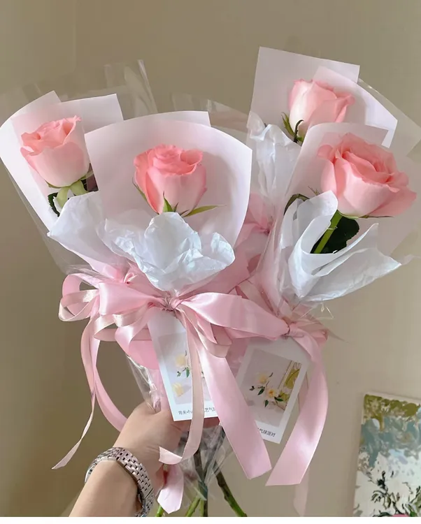 38三八妇女神节鲜花速递同城企业团购单支玫瑰花一朵康乃馨小花束