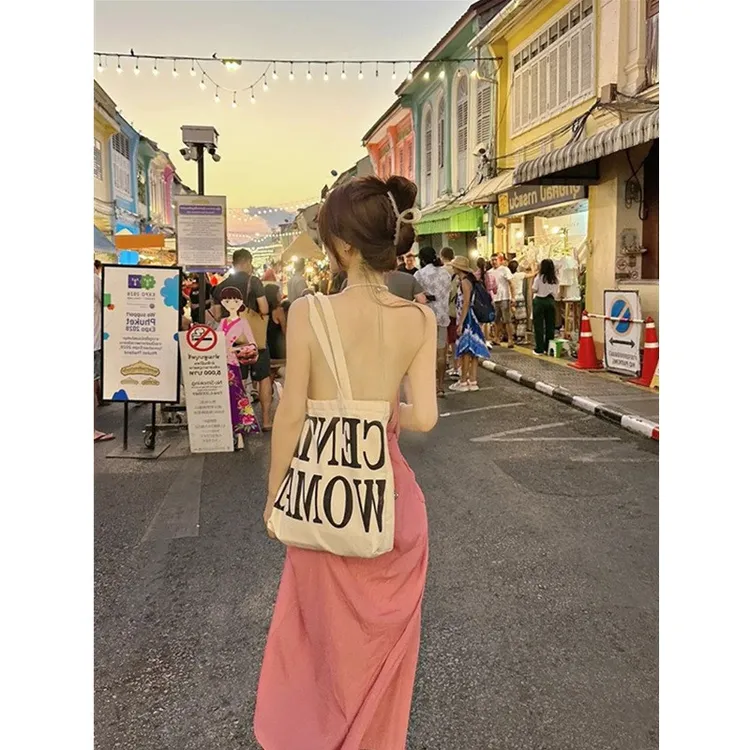 ins旅行拍照穿搭仙女长裙夏季露背挂脖连衣裙三亚海边度假沙滩裙