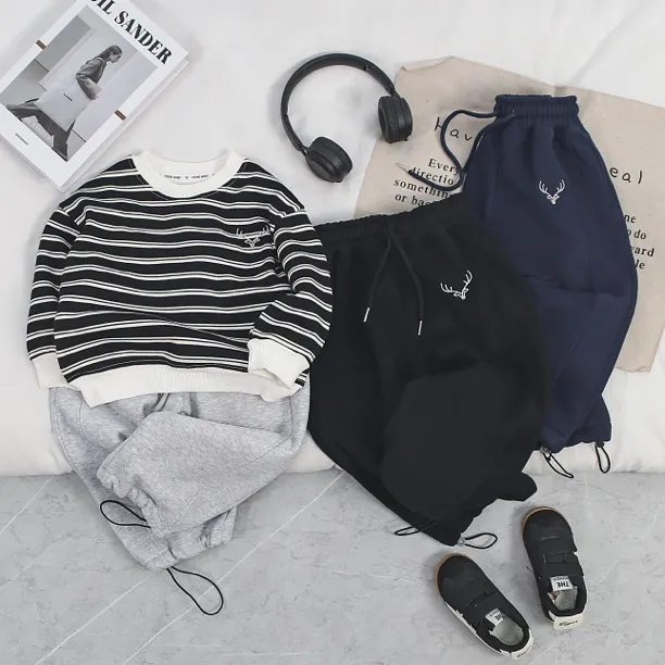 中小童秋冬加厚加绒刺绣拼接款帅气休闲卫裤一裤两穿保暖防风