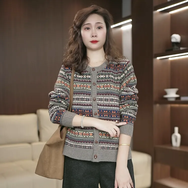 老钱风费尔岛提花羊毛针织开衫上衣女秋季撞色设计感毛衣外套3691