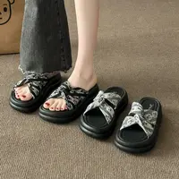 配裙子的凉鞋女仙女风厚底罗马鞋子2024年夏季新款高级感凉拖外穿