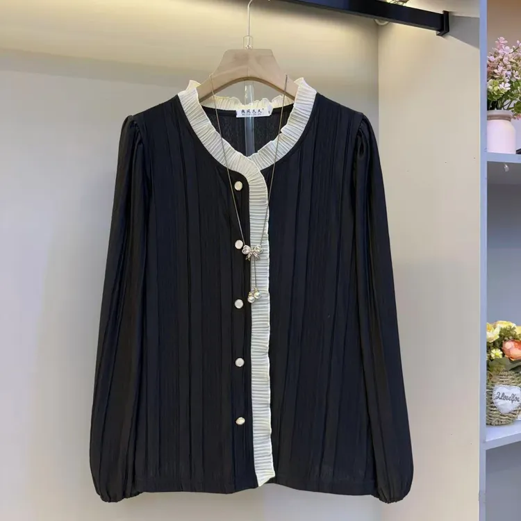 法式复古黑色长袖衬衫女款秋季外穿蕾丝拼接气质V领衬衣