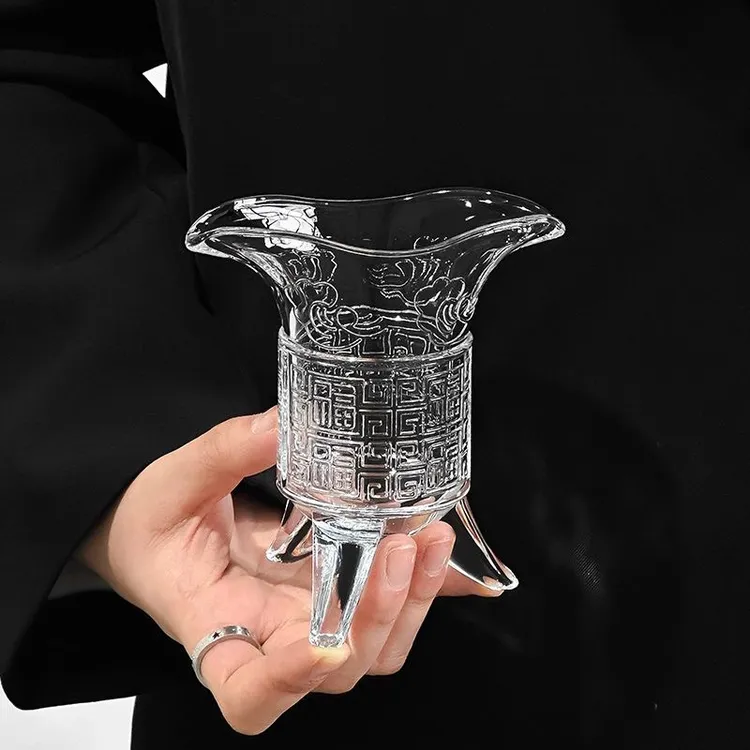 加厚中式帝王仿古创意玻璃杯秦始皇茶杯古代酒杯家用爵杯三足杯