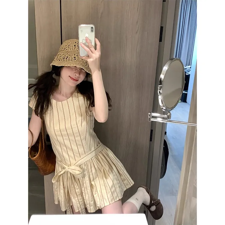 奶芙芝士 韩版设计感蝴蝶结系带短袖连衣裙女夏季条纹拼接短裙子