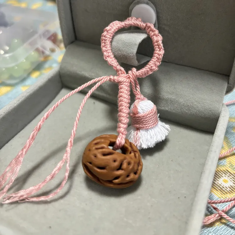 桃核红绳手链男女本命年防惊吓桃木压惊转运礼物钥匙扣汽车挂件