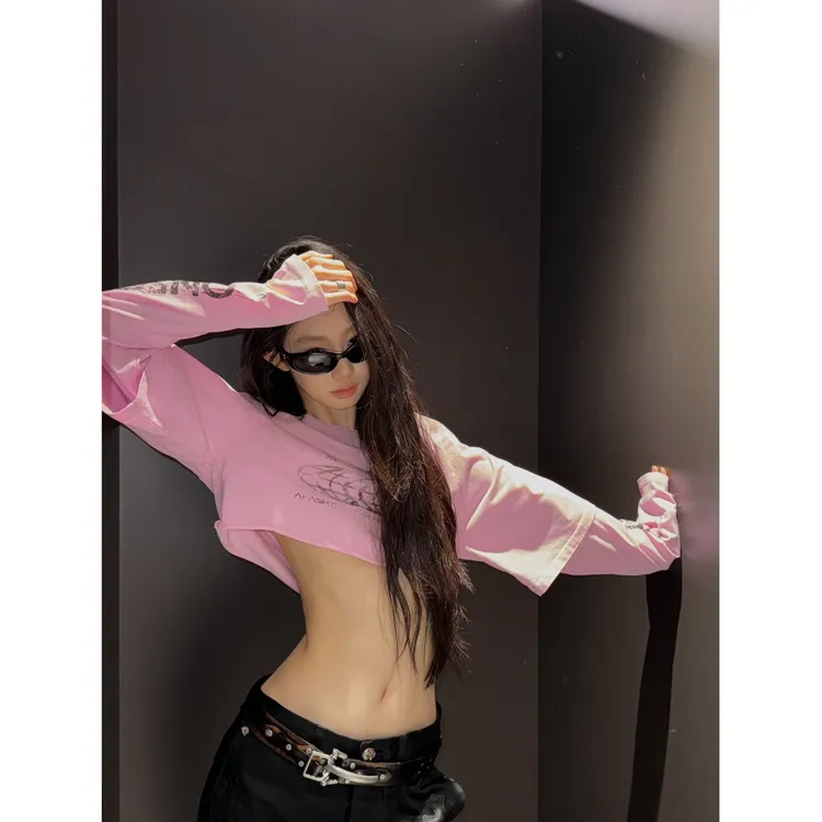 美式辣妹2025秋季新款ins时尚字母印花短款上衣配牛仔裤两件套女