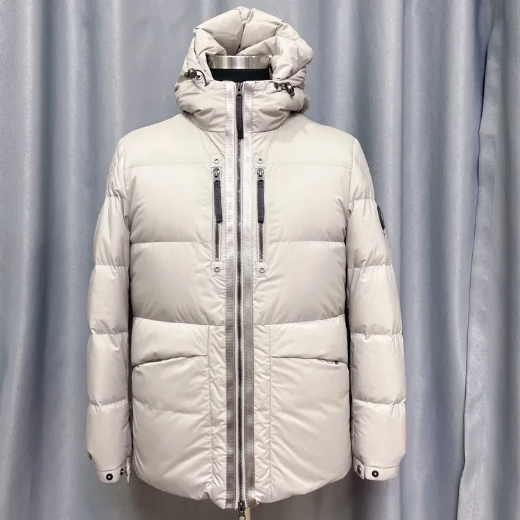 男装保暖外套简约