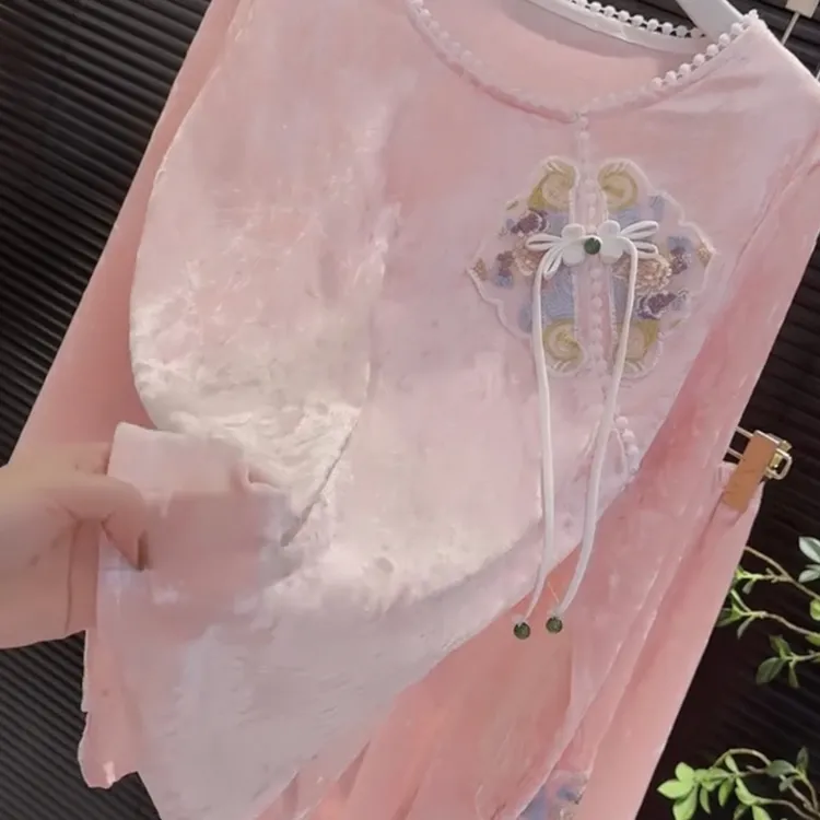 新中式国风刺绣蝴蝶金丝绒长袖睡衣套装女秋冬可外出家居服