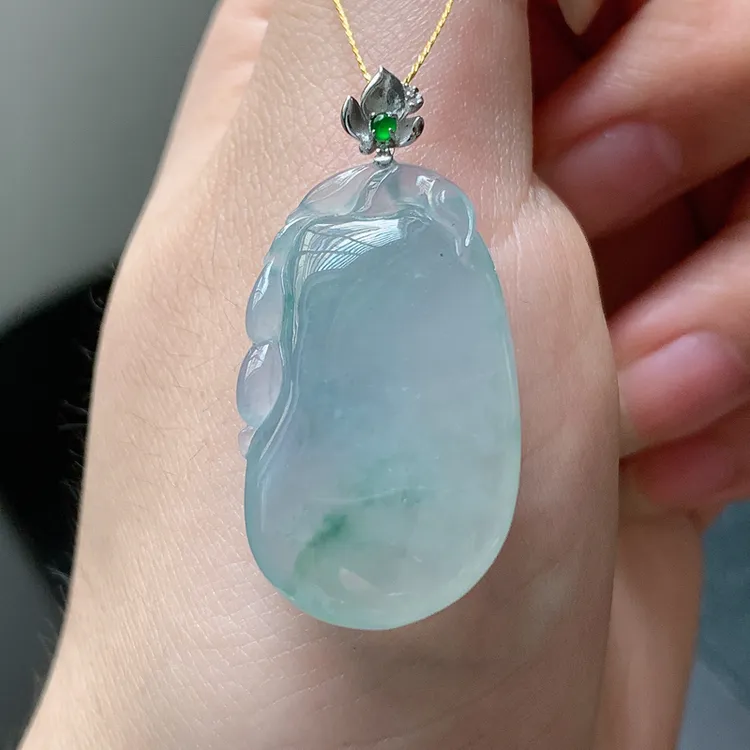 18K冰紫福瓜吊坠 天然A货缅甸翡翠飘花福瓜挂坠女款百搭带证书