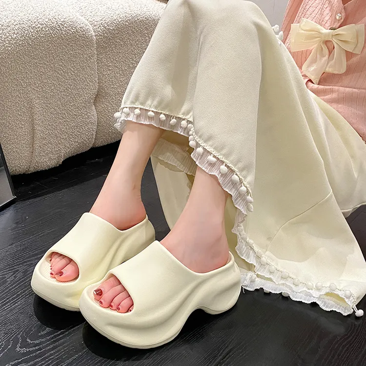 厚底拖鞋女款2025新款夏季外穿时尚百搭网红爆款一字拖女防滑防臭