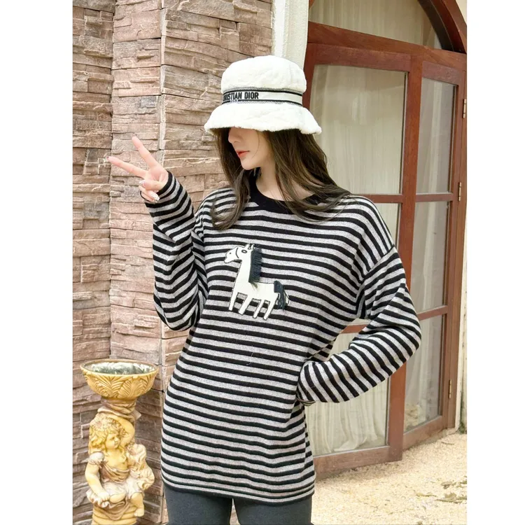 COCO BECCI【小斑马】100绵羊毛条纹卡通刺绣小马针织衫CFLJD223037