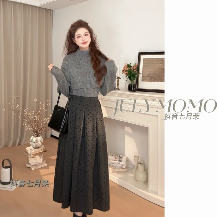 小众设计感灰色斗篷毛衣女2025针织上衣半身裙两件套冬装8809