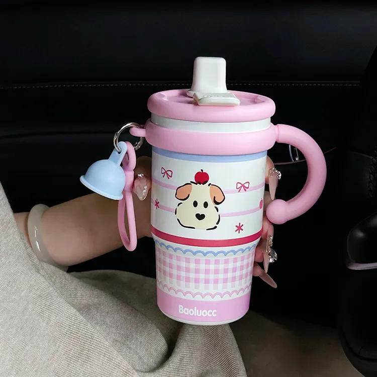 可爱卡通保温杯2025新款女生高颜值吸管杯便携随行多巴胺小冰霸杯
