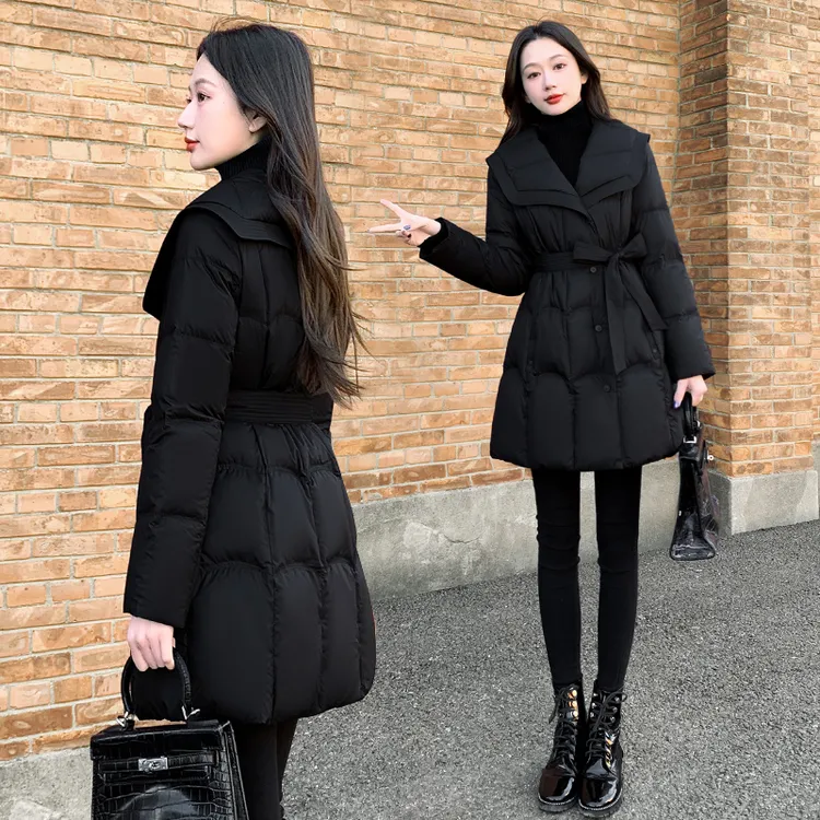 2025新款女装冬季修身收腰中长款羽绒服女黑色海军领鸭绒保暖外套