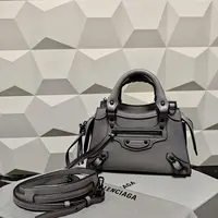 99新 Balenciaga/巴黎世家 /夏vv0927/单肩包/25773