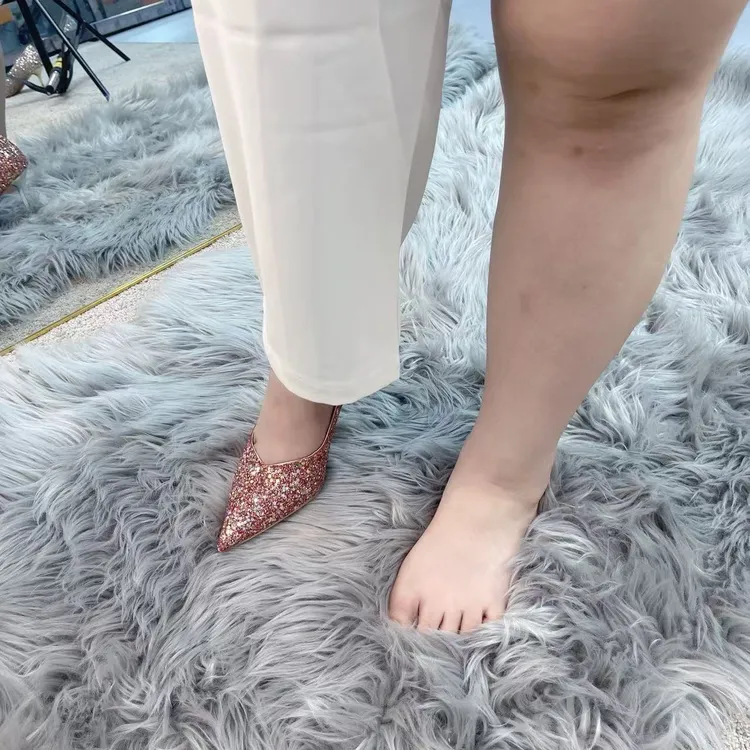 微胖拇指外翻高跟鞋细跟伴娘宽胖脚亮片尖头v口单鞋红色婚鞋41-43