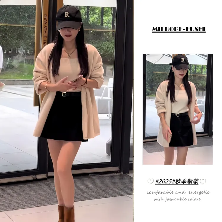 秋季穿搭一整套2025新款韩版时尚针织毛衣外套背心高腰短裙三件套