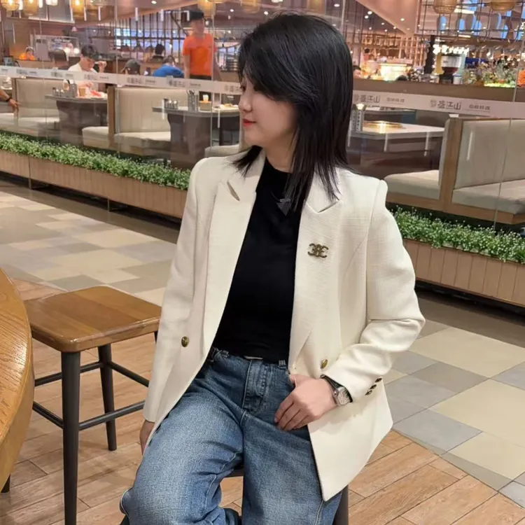 901款秋冬款修身毛呢西服外套时尚百搭彰显气质