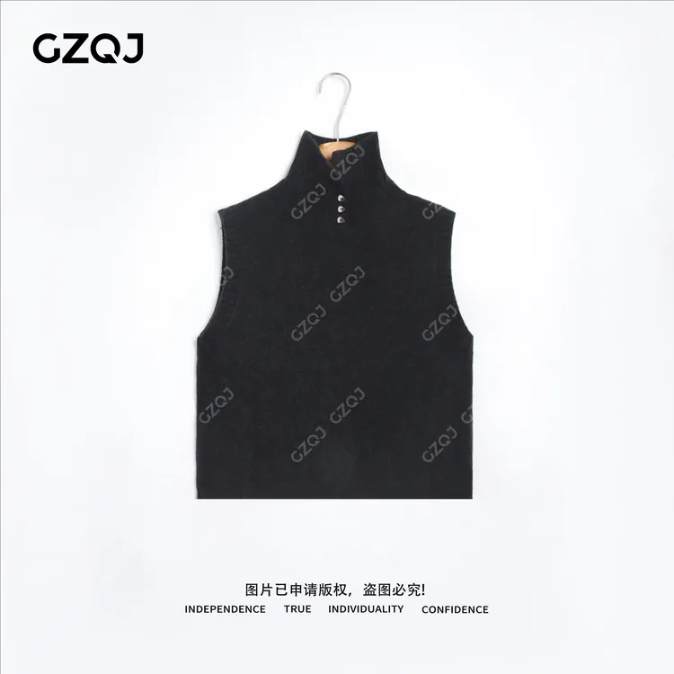 老琴私服【星辰领扣】100羊毛时尚高级感半高翻领针织马甲秋冬0621