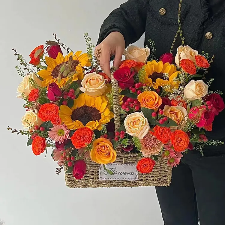 全国送粉玫瑰抱抱桶向日葵花篮生日礼物送女友老婆爱人同城向日葵