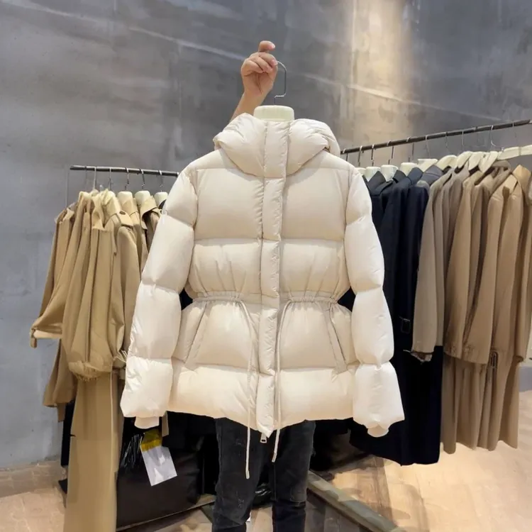 2025冬新款简约云朵泡芙抽绳收腰棉服女显瘦加厚保暖棉衣外套
