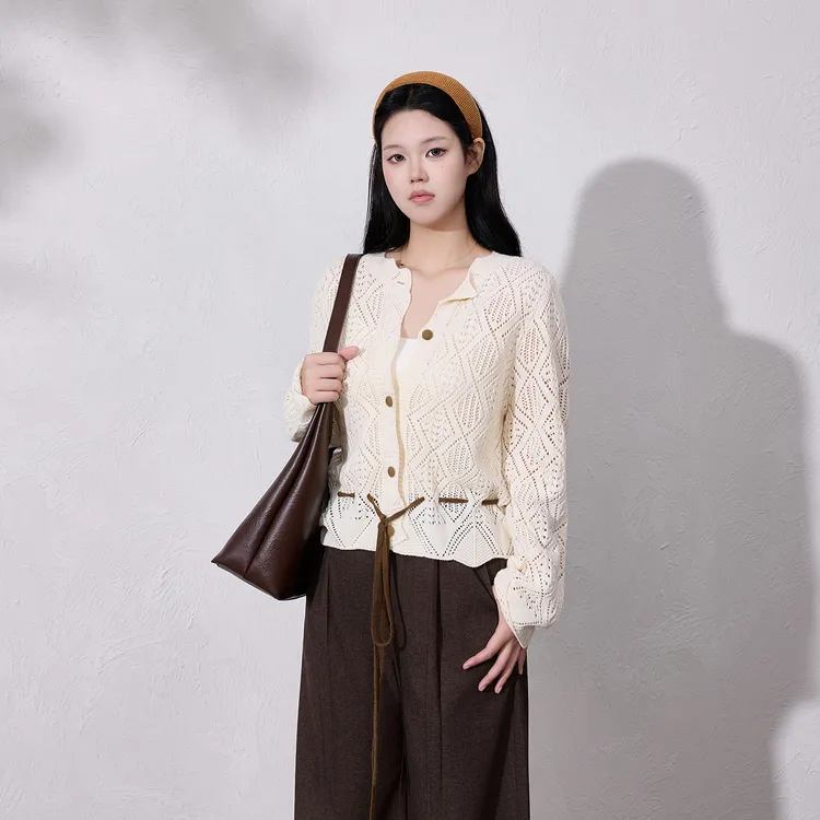 【纽约日记】蛋妹大码女装微胖mm秋季复古显瘦针织衫上衣DM33707