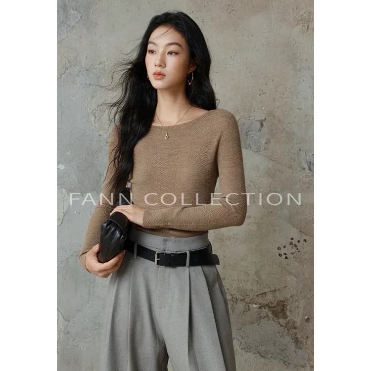 饭饭FANN COLLECTION 绵云 100绵羊毛慵懒风圆领羊毛衫FANNA310