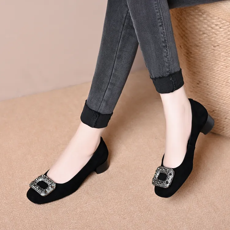 羊皮女鞋粗跟单鞋女春秋浅口软底圆头舒适法式水钻气质真皮工作鞋