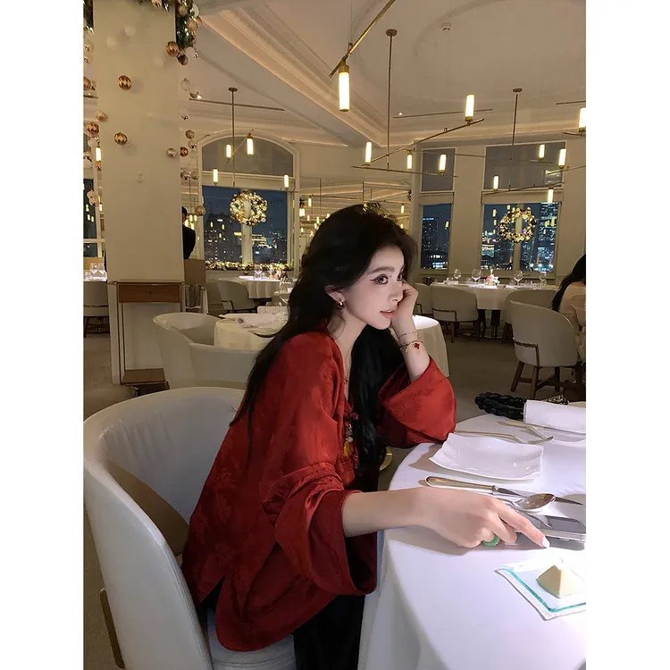 红昭愿新年战袍 新春国风提花手工盘扣外套女装2025爆款洋气时髦