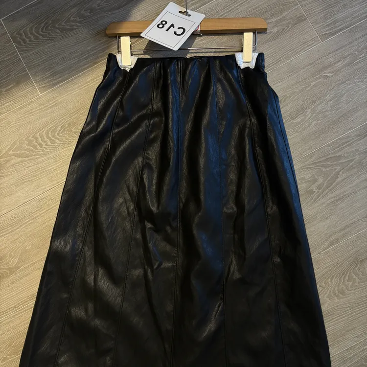 12片立体裁剪秋冬高腰超显瘦A字皮裙