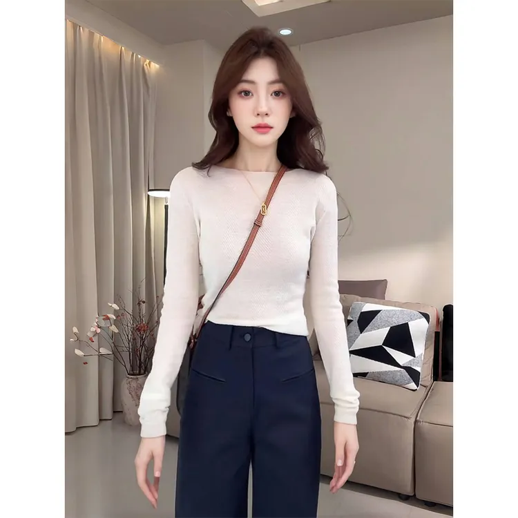 2025早秋新款气质休闲简约百搭圆领毛针织衫女秋冬长袖针织打底衫