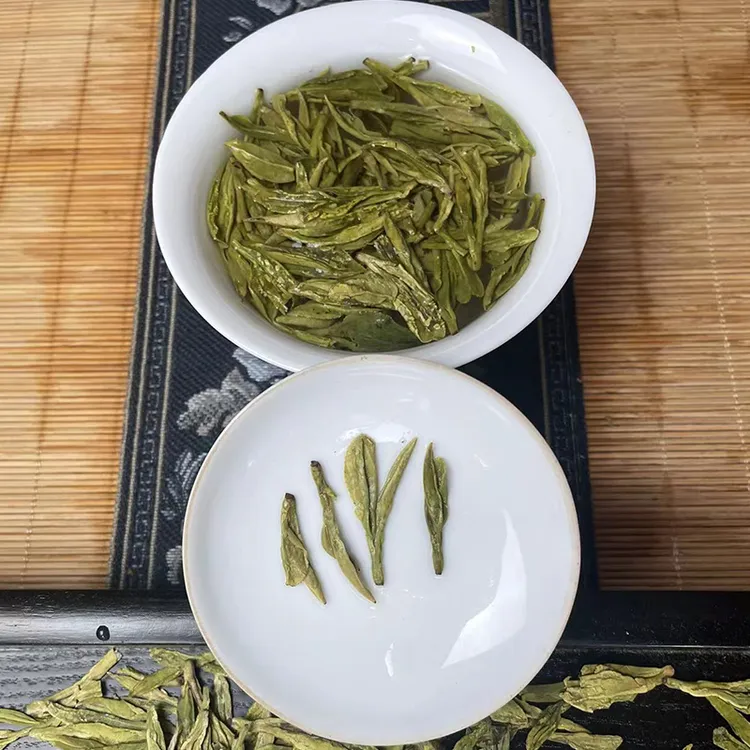 2025年B 新昌大佛龙井 豆香浓韵 香浓回甘 耐泡一芽一两叶 实惠