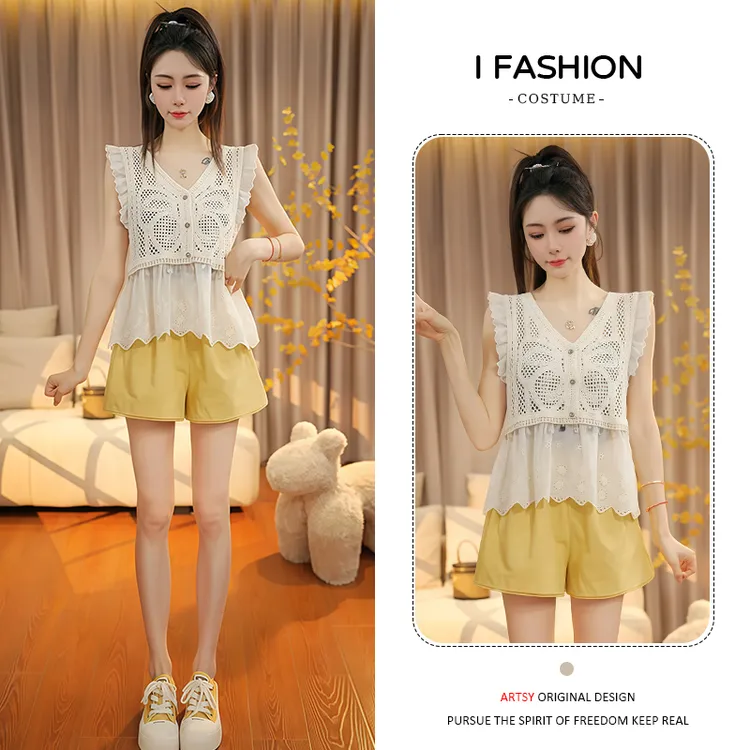 法式V领钩花镂空小飞袖针织衫女2025年夏季新款拼接减龄无袖上衣