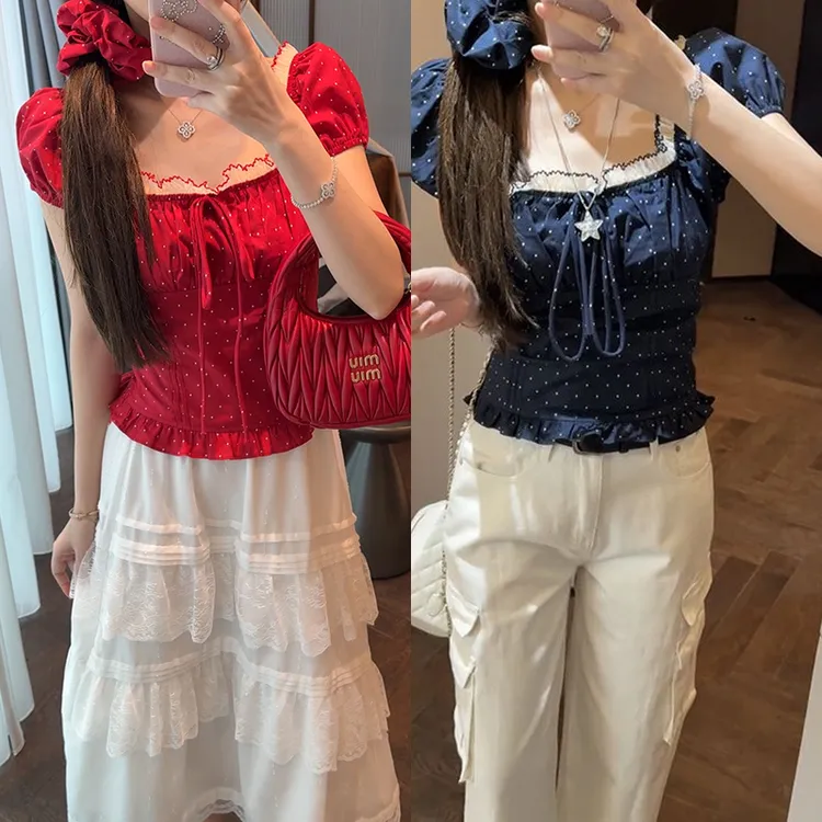 【mimius】Y 韩系木耳边方领气质波点短袖上衣（含发圈） G03485