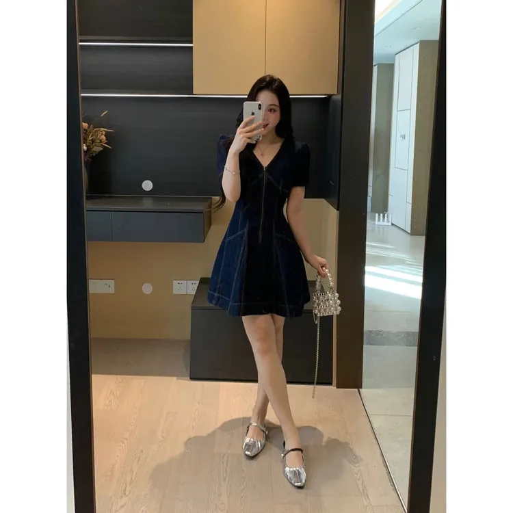 XINYI【气质丹宁】夏季V领原牛牛仔连衣裙收腰显瘦气质X625Q11448