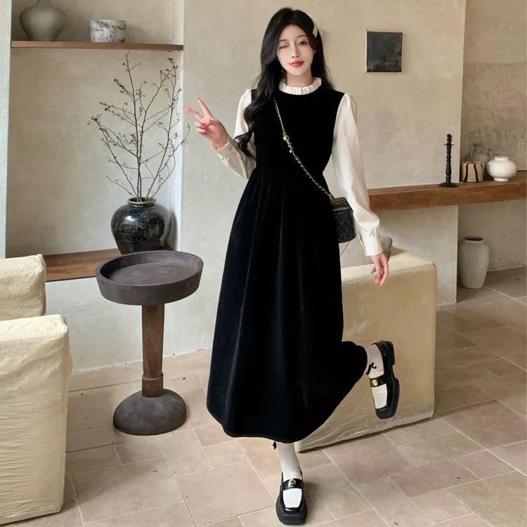 大码胖mm秋季新款赫本风时尚假两件长袖连衣裙女收腰显瘦圆领裙子