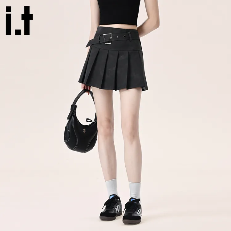 i.t:CHOCOOLATE设计感百褶皮裙女款2025新款辣妹风A字黑色半身裙