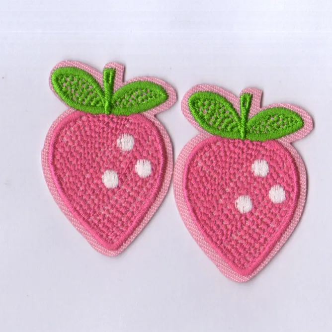 粉色草莓水果刺绣布贴 补丁贴 刺绣微章适用于服装包包鞋子帽子