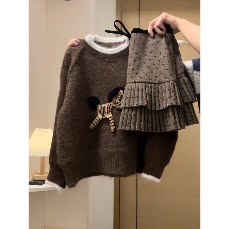 秋冬装搭配一整套高级感套装女撞色刺绣毛衣波点百褶半身裙两件套