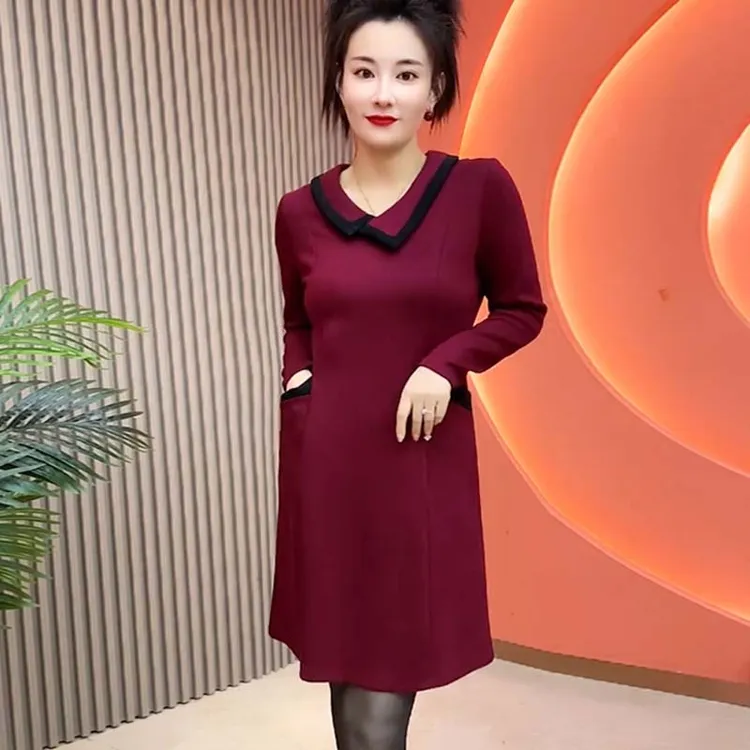 春季新款显瘦气质妈妈装连衣裙中长款遮肚洋气时尚打底宽松裙子女