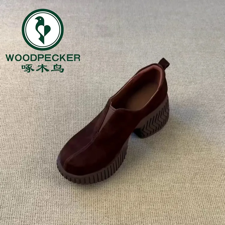 啄木鸟圆头厚底增高乐福鞋女2025年秋冬新款一脚蹬小皮鞋通勤单鞋