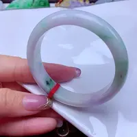 翡翠手镯未镶嵌翡翠