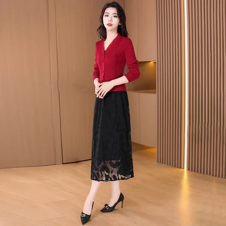 广州十三行爆款连衣裙女春装2025新款轻奢高级感假两件套妈妈裙子