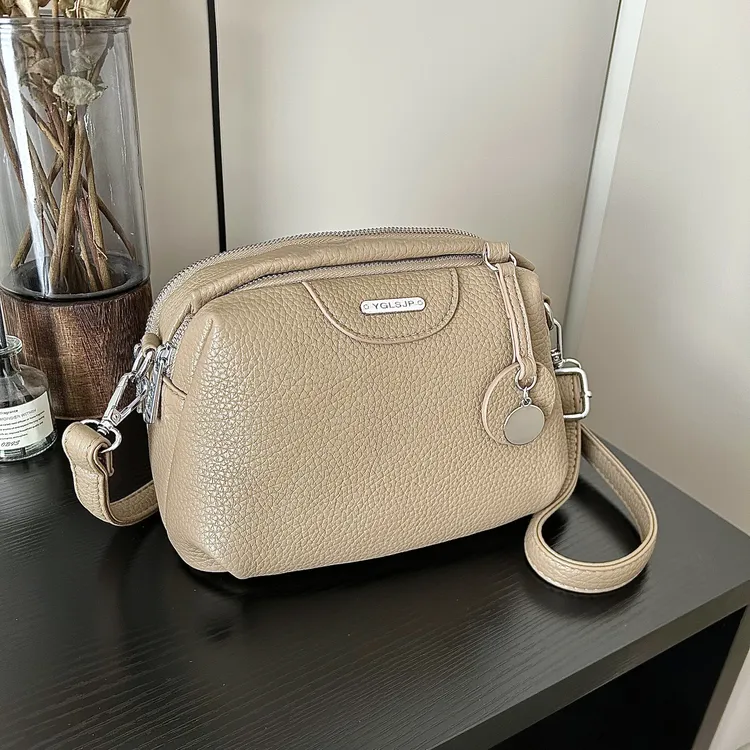 Y新款苹果包大容量软真皮斜跨包女士2025通勤百搭休闲牛皮单肩包